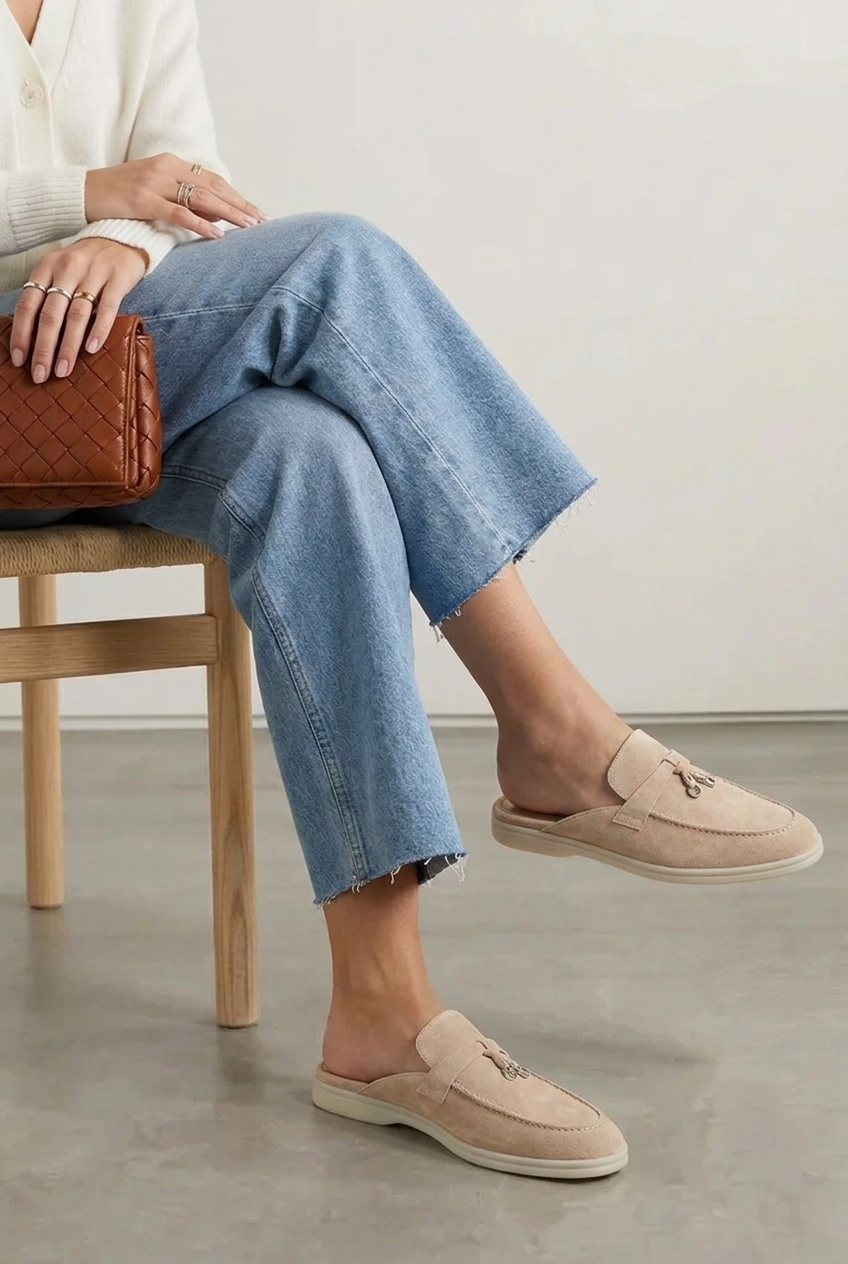 Belluno Women's Suede Mules Navy